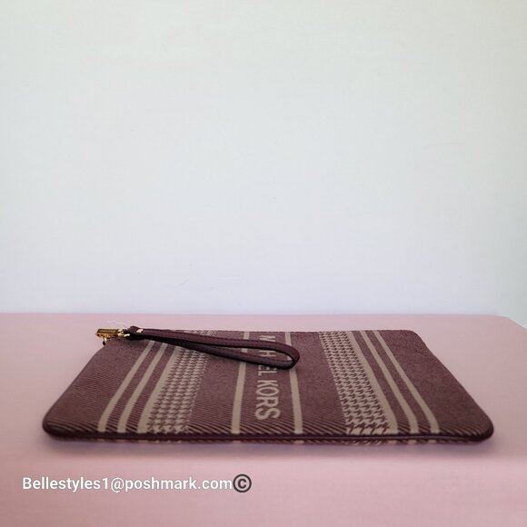 MICHAEL KORS Jet Set Signature Jacquard Large Zip Pouch Wristlet- Dark Berry ⭐ - Picture 11 of 16